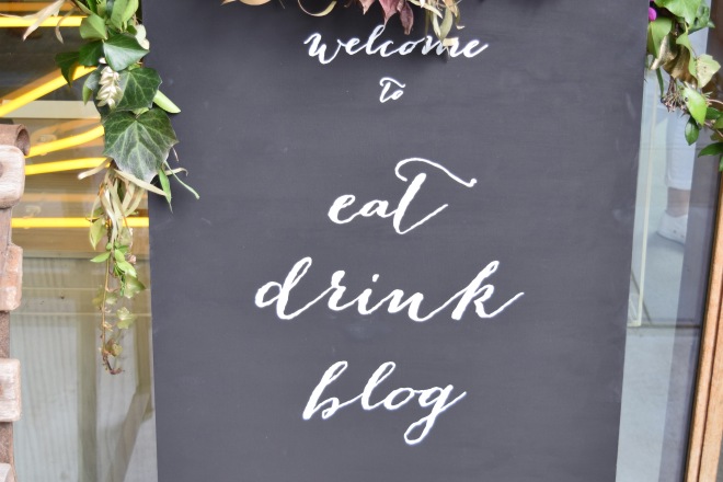 Eat Drink Blog Sign
